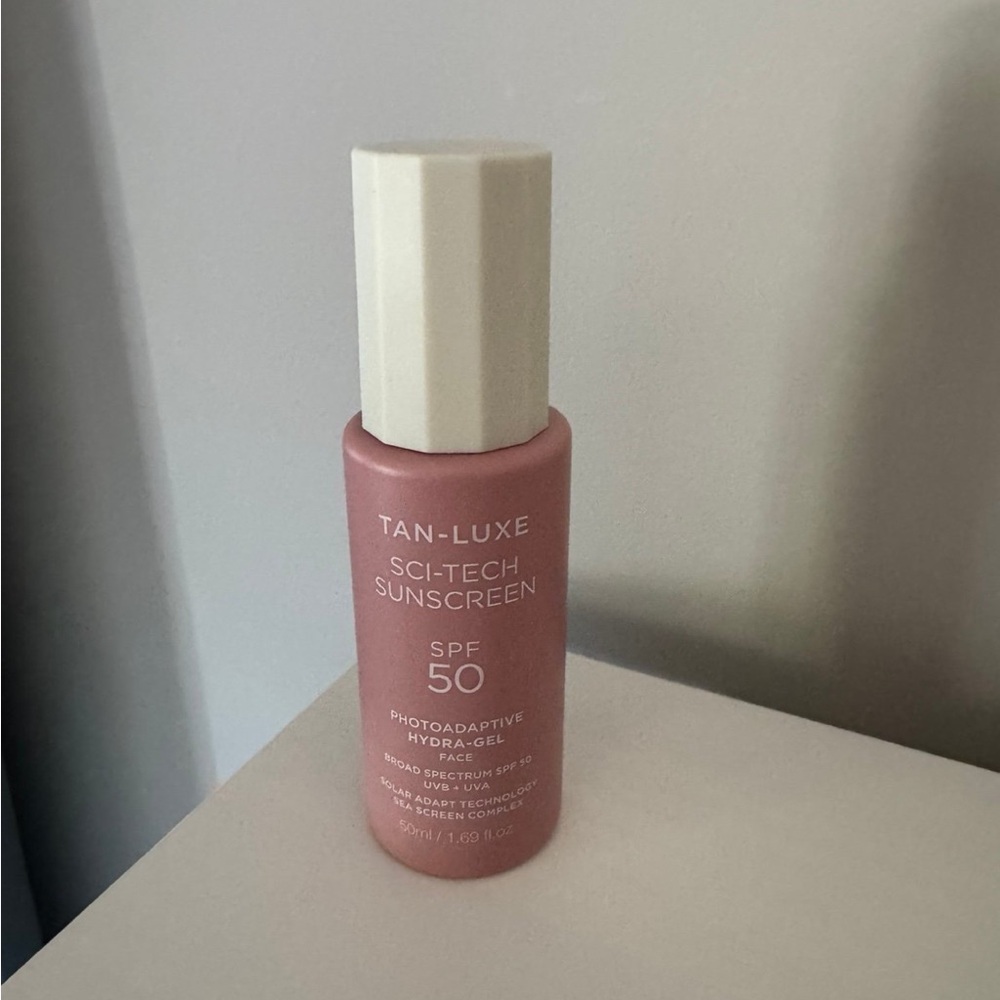 Tan-Luxe Sci-Tech Sunscreen SPF 50